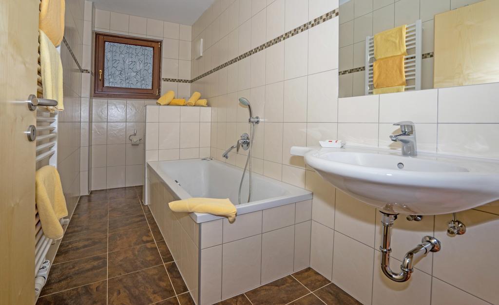 Haus Stampfer Hotel Weissensee Szoba fotó